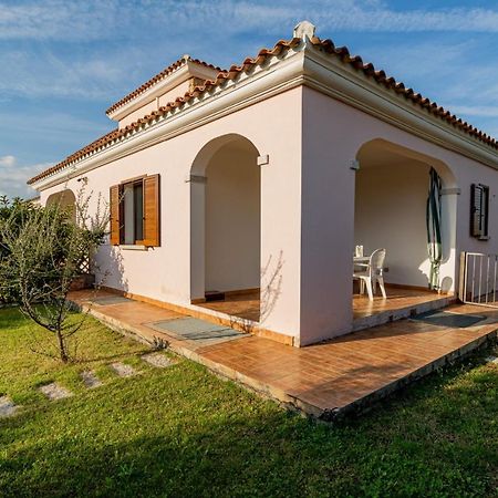 Appartamento Residenziale Trilocale 6 Posti Letto Via Sardegna San Teodoro Εξωτερικό φωτογραφία