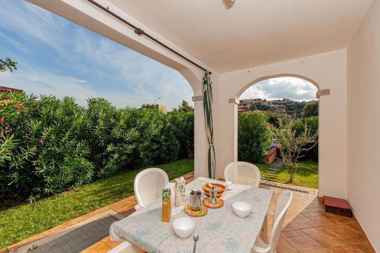 Appartamento Residenziale Trilocale 6 Posti Letto Via Sardegna San Teodoro Εξωτερικό φωτογραφία